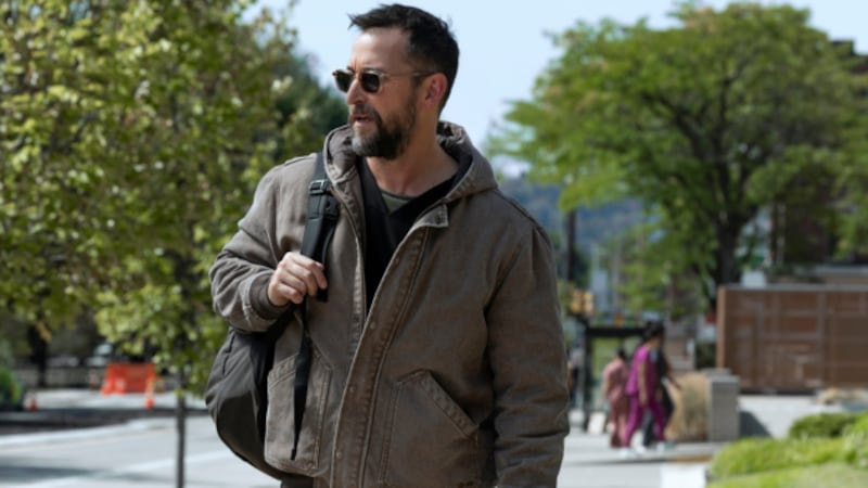 Noah Wyle is back in scrubs in 'The Pitt' season 2 trailer